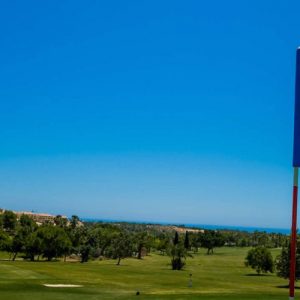 Le golf sous le ciel bleu d'Alicante – la destination de rêve!